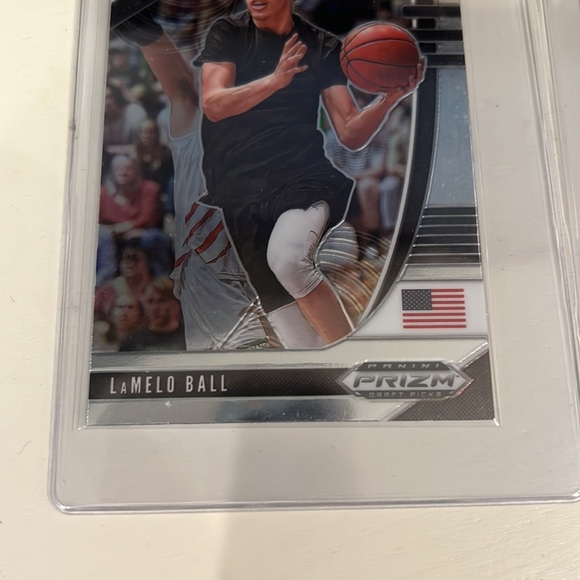 Lamelo Ball - Lot (2) Panini Prizm Rookie Cards - Picture 2 of 9